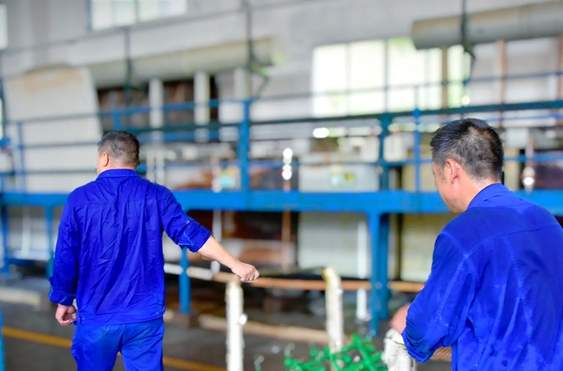 夏季短袖工作服,穿得凉快才不耽误干活