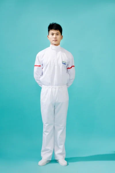白色红杠防尘连体服FH006上身实拍